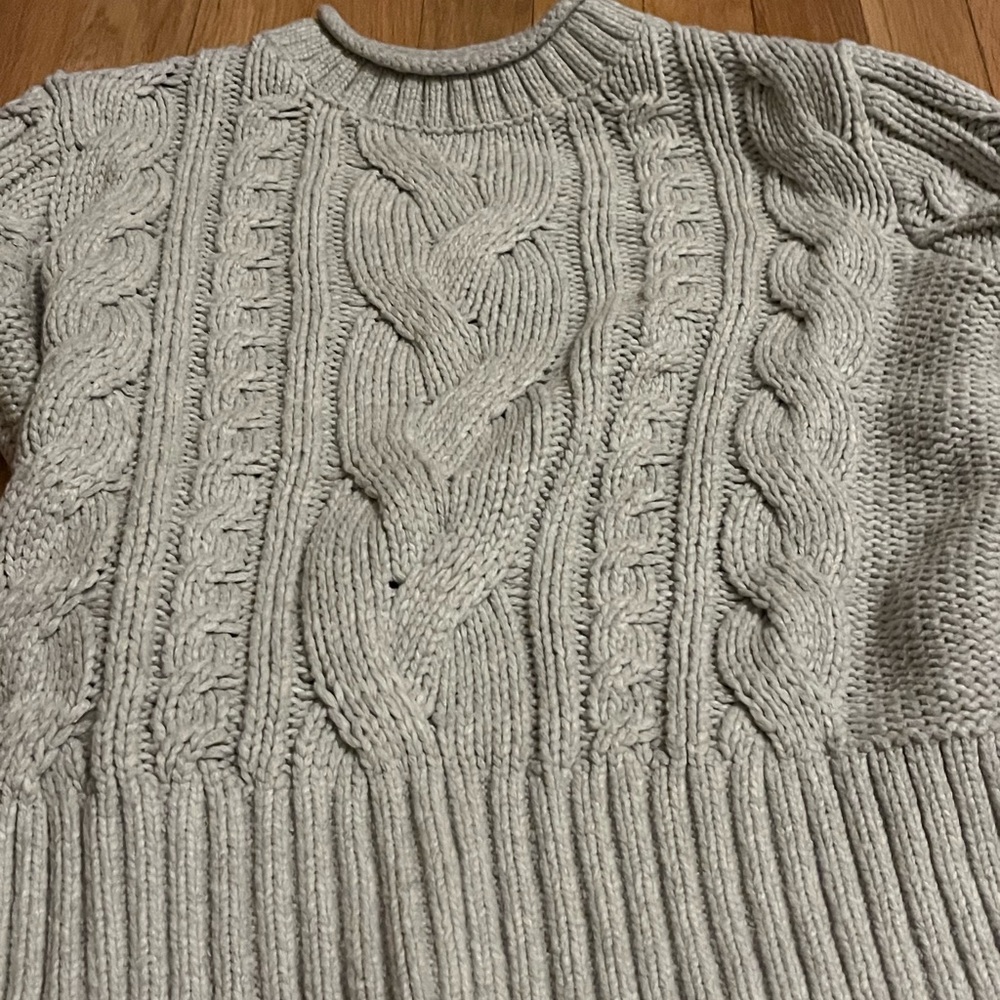 Banana Republic Cable Knit Sweater - Cream